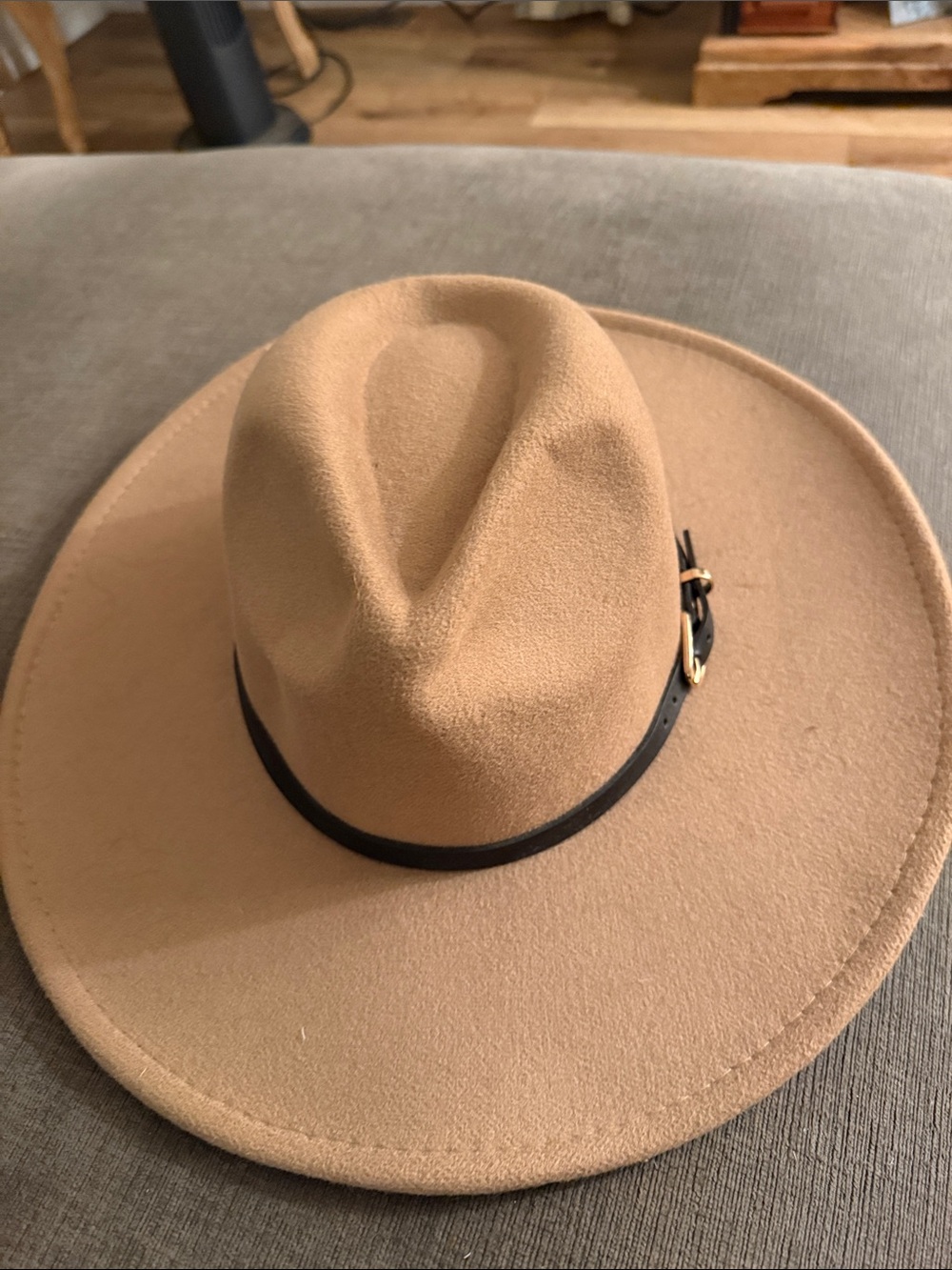 Orchid Love beige wide-brim Fedora felt rancher hat